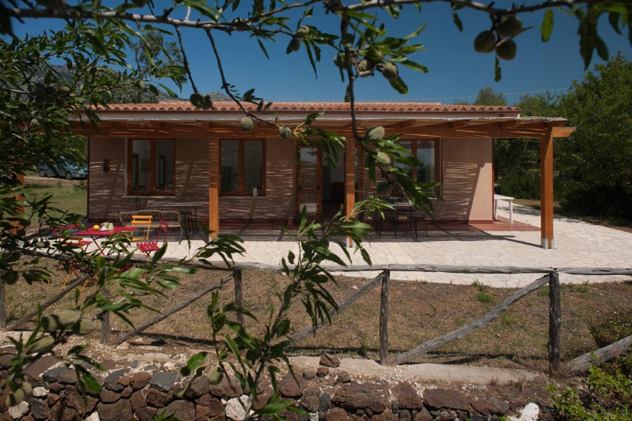 Agriturismo Don Lucifero Guest House Orosei Exterior photo